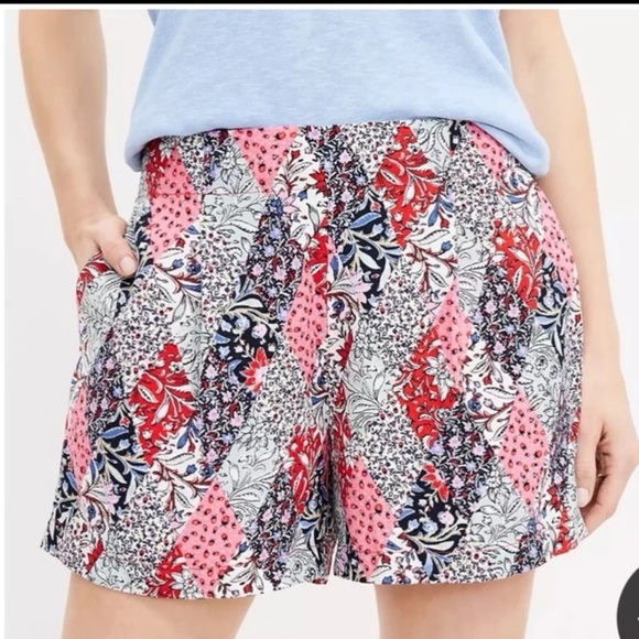 NWT Loft Patchwork Bloom Everyday Pocket Shirt and Pleated Shorts size Large SET - Picture 3 of 12